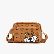 MCM Small Klassik Crossbody In Tiger Visetos Brown